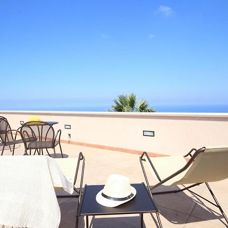 B&B Villa Orchidea Рикади Екстериор снимка
