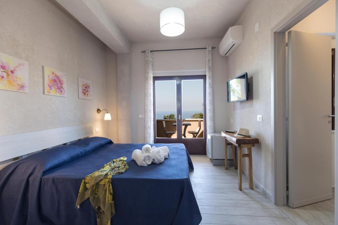 B&B Villa Orchidea Рикади Екстериор снимка
